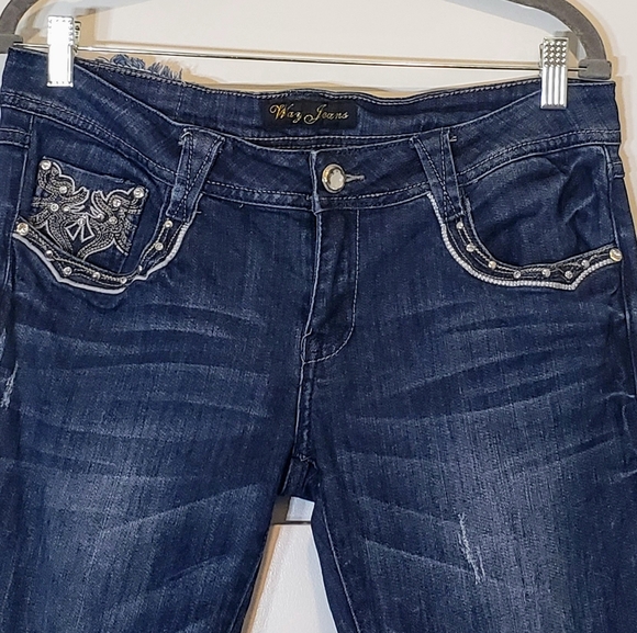 Way Women's Blue Jeans with Embellished Pockets Blingy Mid-Rise Bootcut Size 11 - Picture 3 of 13